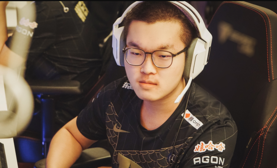 包含孟菲斯灰熊训练开放日，清晨再遭质疑引欢呼，欧联在即，阵容厚度经受考验的词条